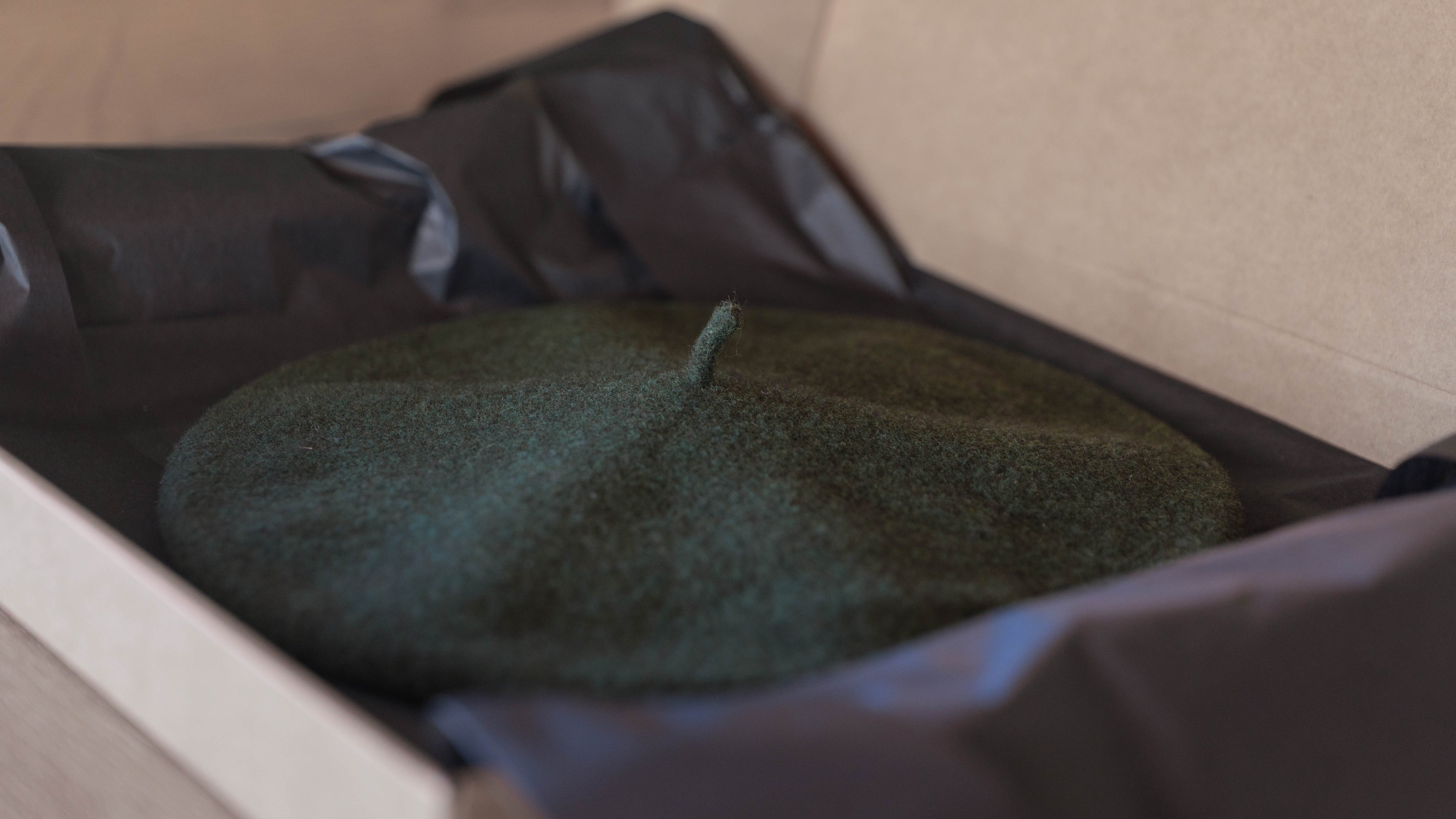 Boina verde 100% lana merino ¨Ezkurra¨ – Basquecraft